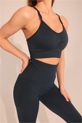 {{productViewItem.photos[photoViewList.activeNavIndex].Alt || productViewItem.photos[photoViewList.activeNavIndex].Description || 'Топ-бра Active'}}